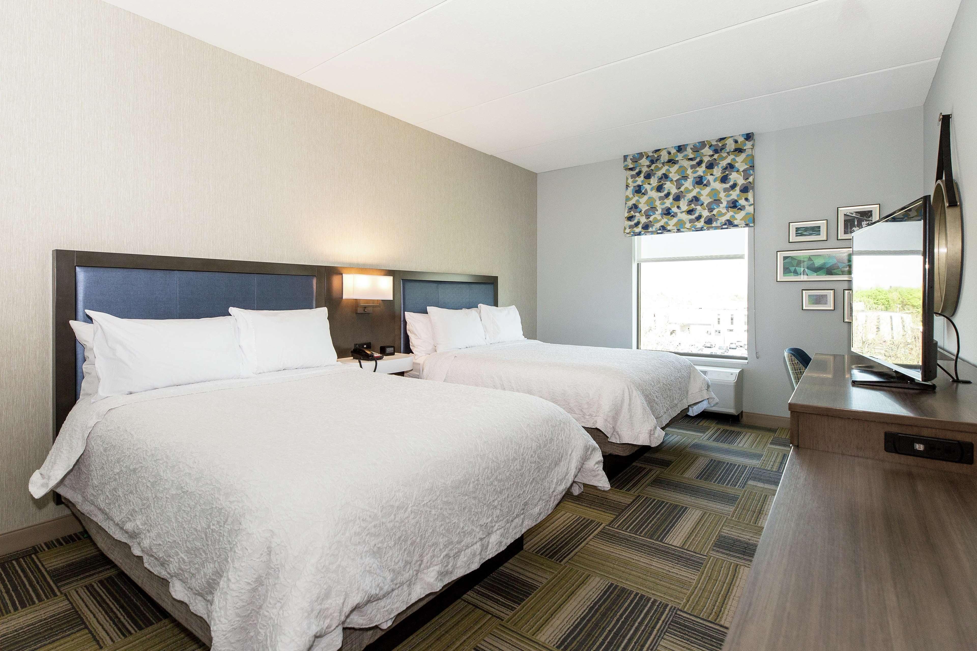 Hotel Hampton & Syracuse North Airport Area North Syracuse