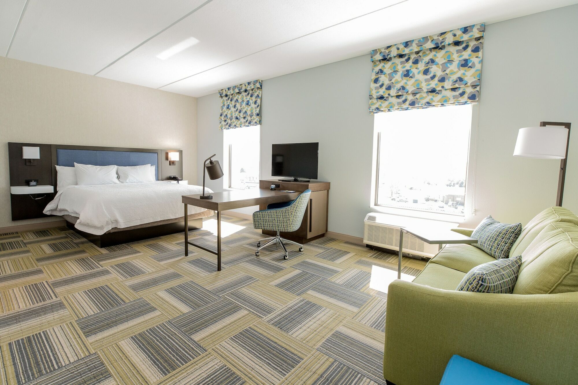 Hotel Hampton & Syracuse North Airport Area